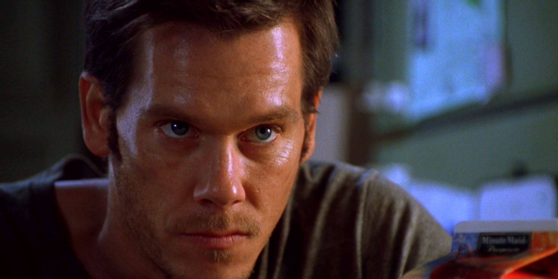 Kevin Bacon in Stir Of Echoes