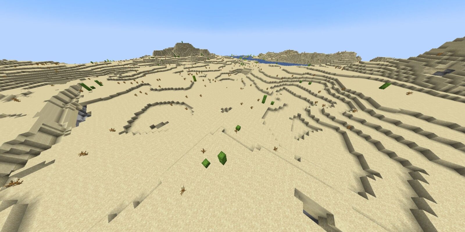 Minecraft Player Builds Incredible Desert Temple in the Game