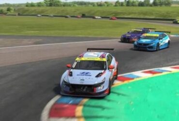 iRacing Shows Thruxton Circuit Coming With 2025 Season 1 Update