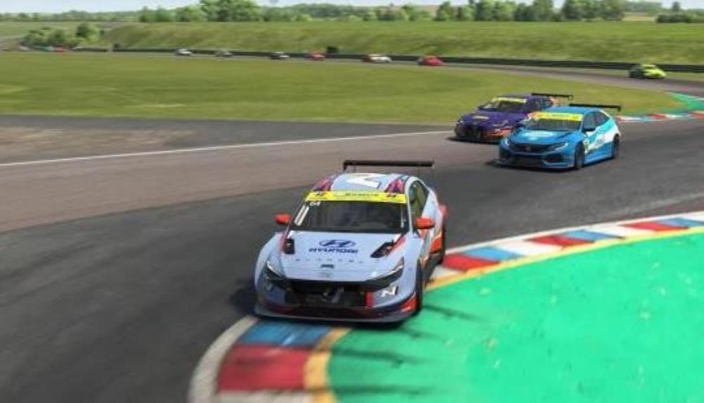 iRacing Shows Thruxton Circuit Coming With 2025 Season 1 Update