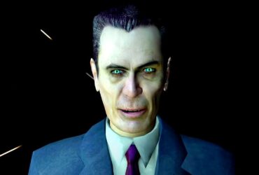 This early version of Half-Life Blue Shift includes a bizarre G-Man moment