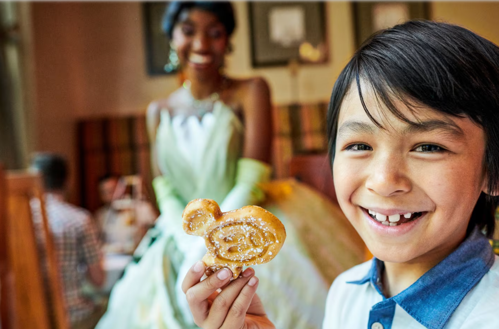 Best Places for Families to Eat at Disneyland