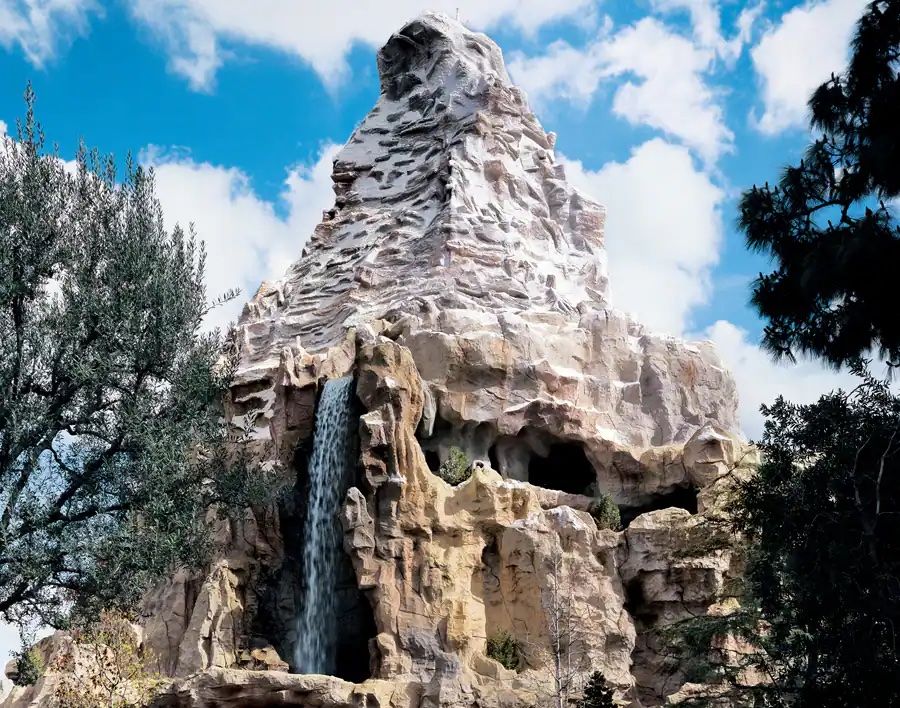 Disneyland rides for thrill seekers