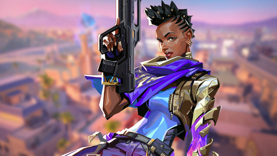 Valorant tier list: Astra holding up a gun