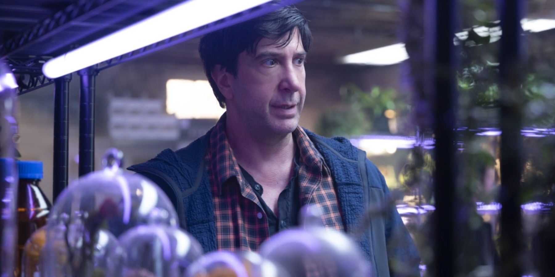 Anthony (David Schwimmer) in Goosebumps season 2