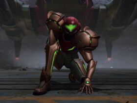 Metroid Prime 4: Beyond screenshot showing Samus Aran in a hero pose after disembarking her ship