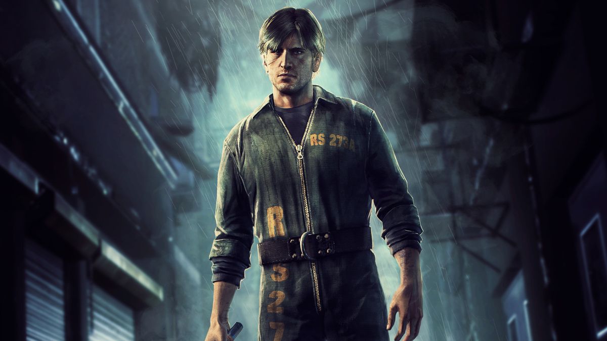 Murphy Pendleton stands in an alley with a pipe in Silent Hill: Downpour