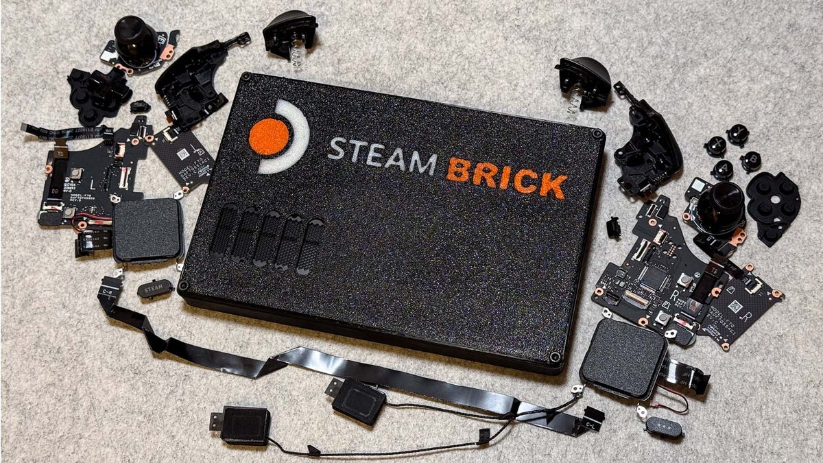 Someone Ripped Apart A Steam Deck And Turned Into A Console