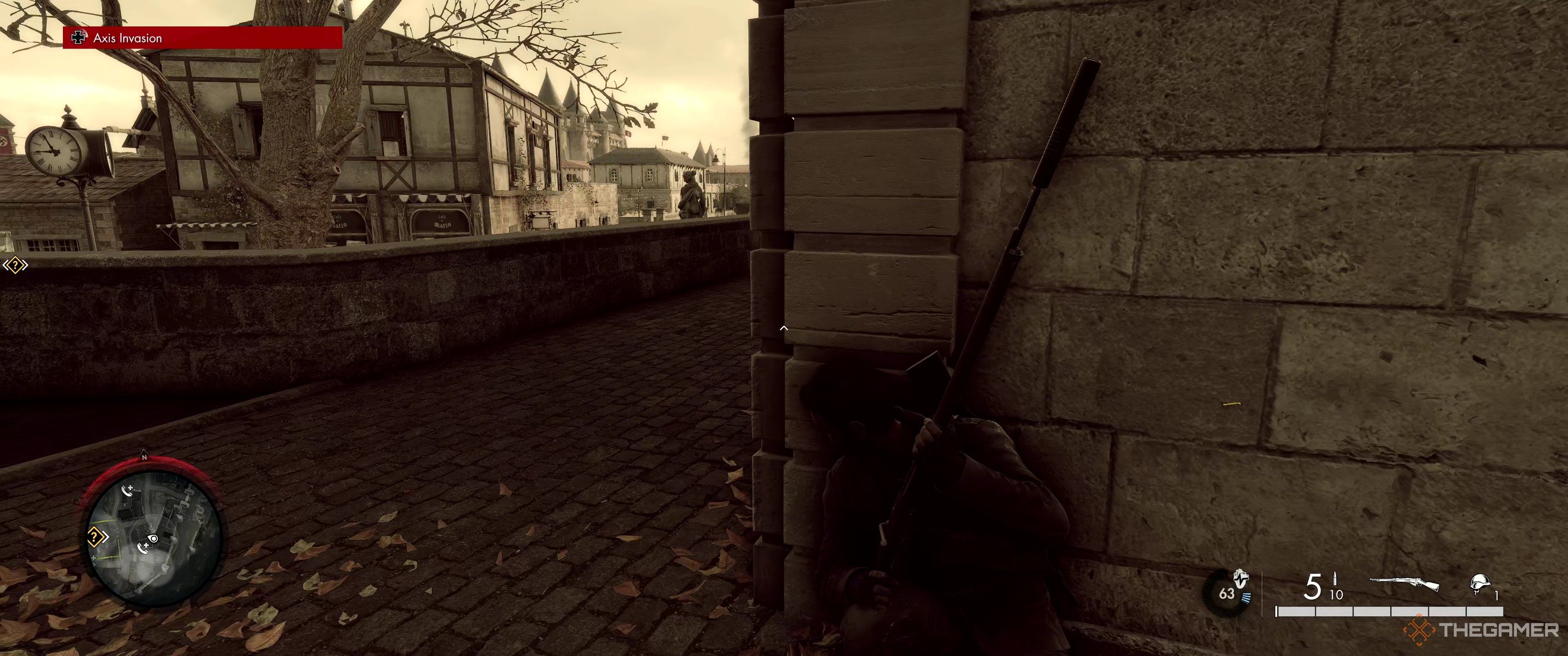 Using focus to detect an invader in Sniper Elite: Resistance.