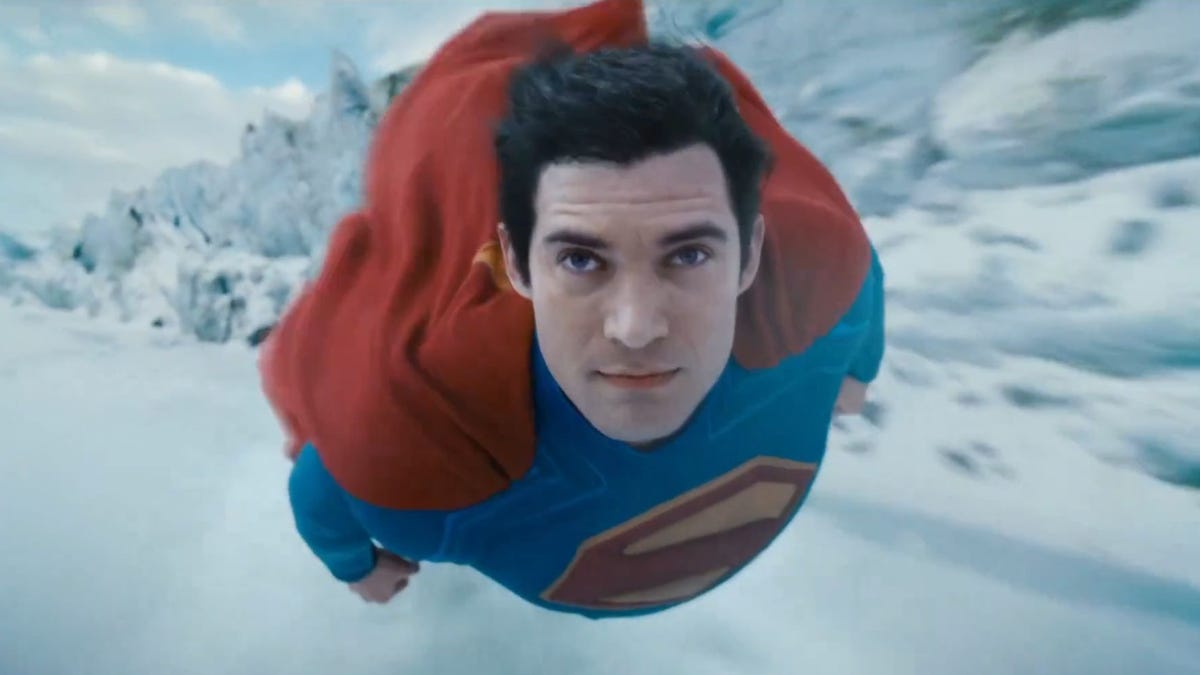 Fan Reaction To New Superman Teaser Is Ludicrous And Wrong