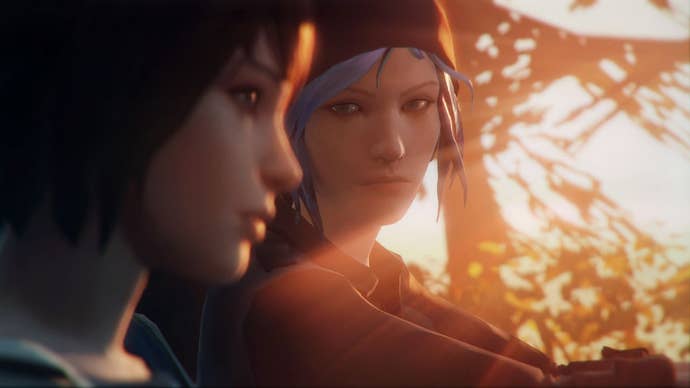 Chloe looks with care at Max in Life is Strange.