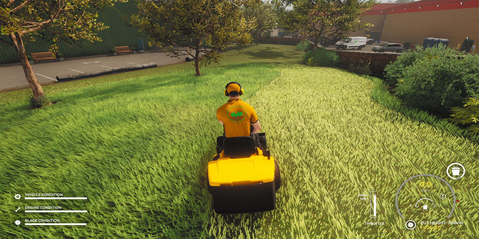 The employee drives the Stiga Estate 2084 H in the Test Drive area in Lawn Mowing Simulator.