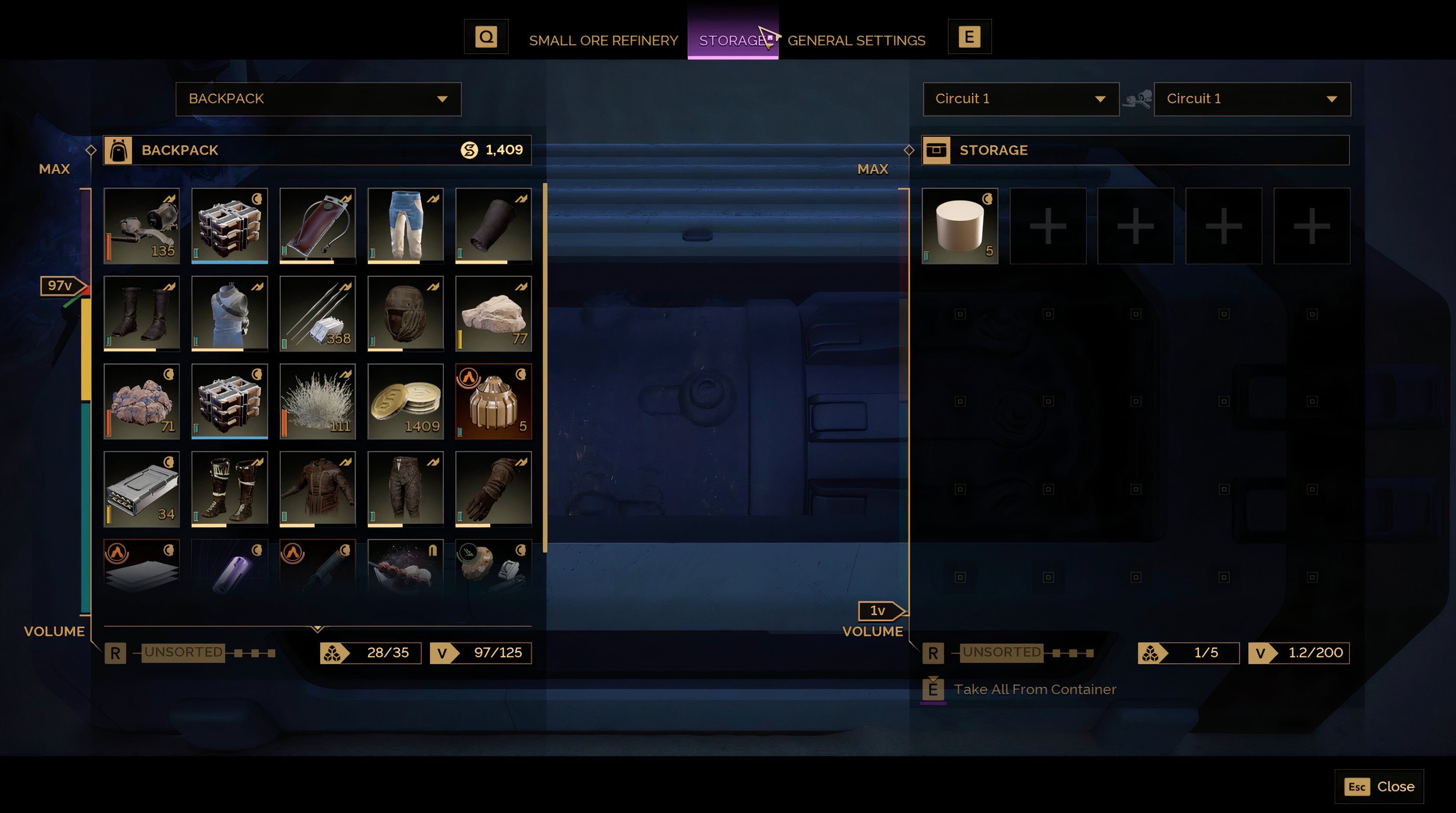 The inventory showing materials in Dune: Awakening.