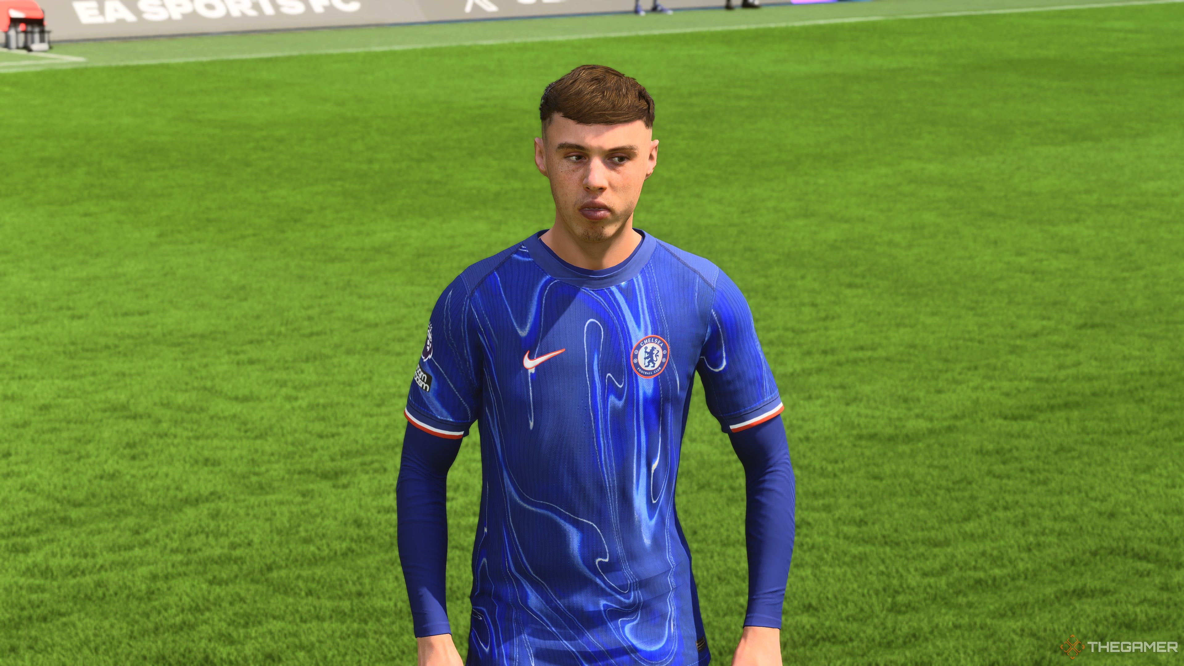 Cole Palmer looks to the side in EA Sports FC 25.