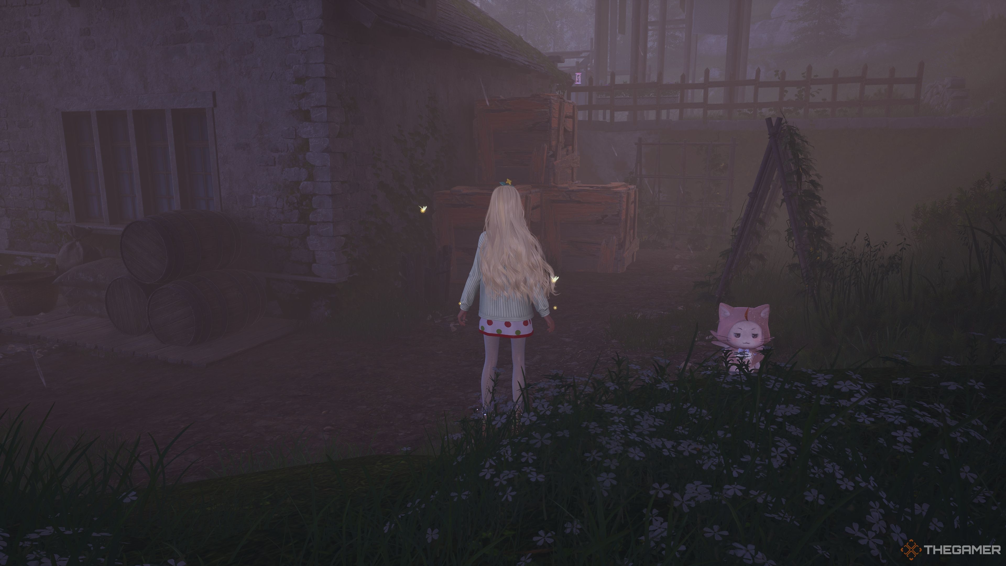 Nikki and momo looking at crates behind a house in Infinity NIkki