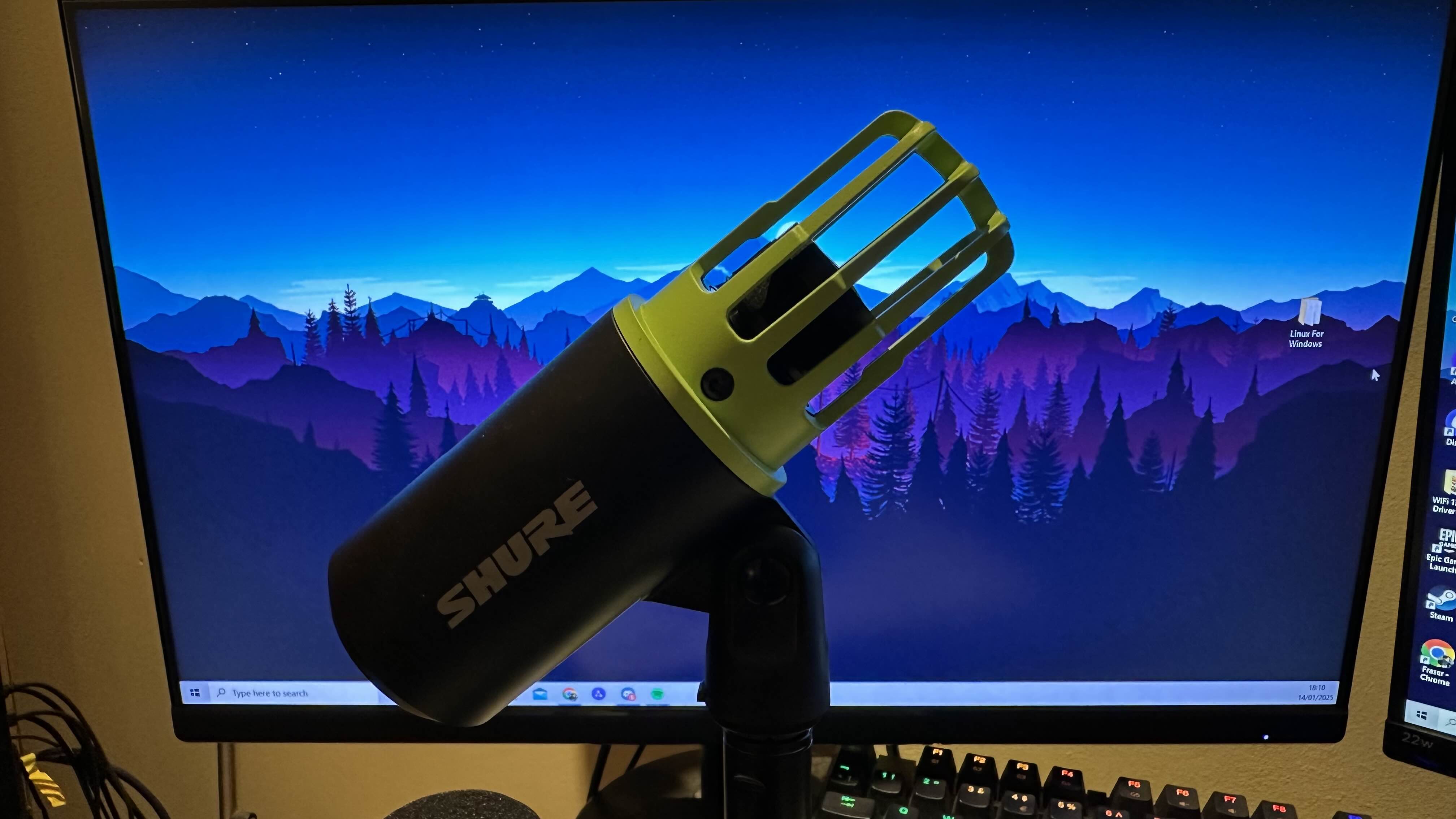 The Shure MV6 without its wind-guard on