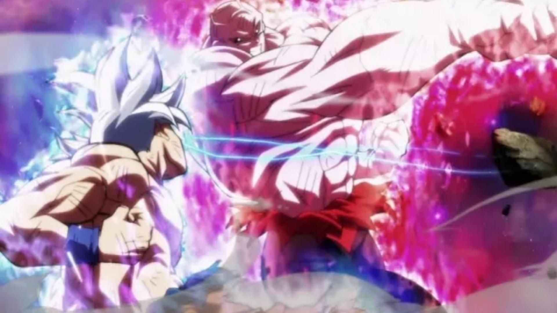 Jiren about to throw a punch at Goku in his UI form in Dragon Ball Super.