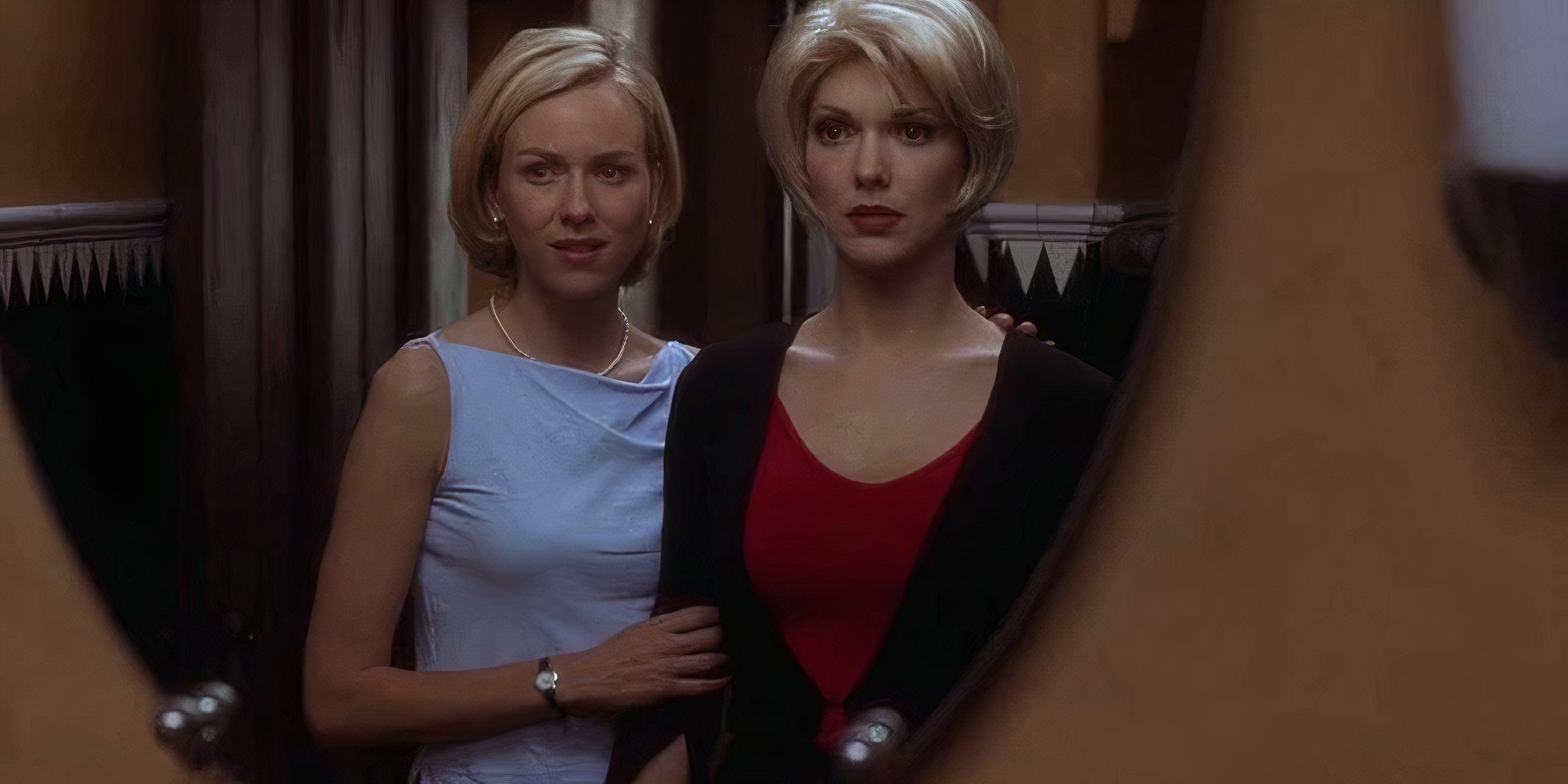 10 Best David Lynch Movies, Ranked Naomi Watts stands with a woman in a blond wig