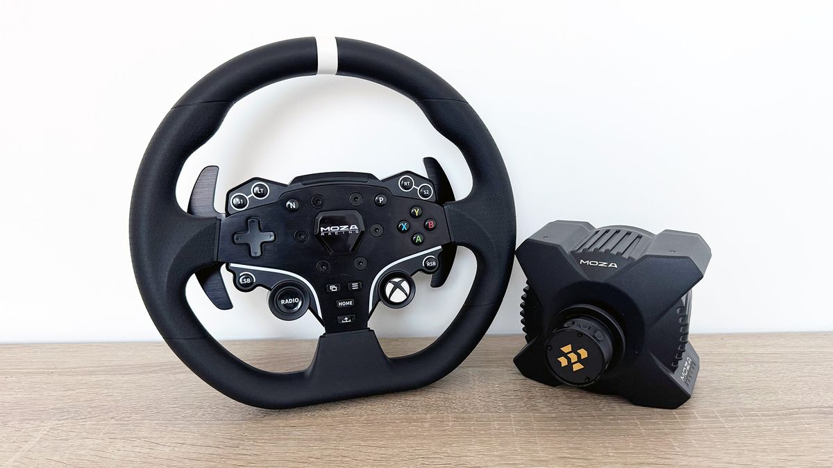 The Moza R3 racing wheel next to its wheelbase