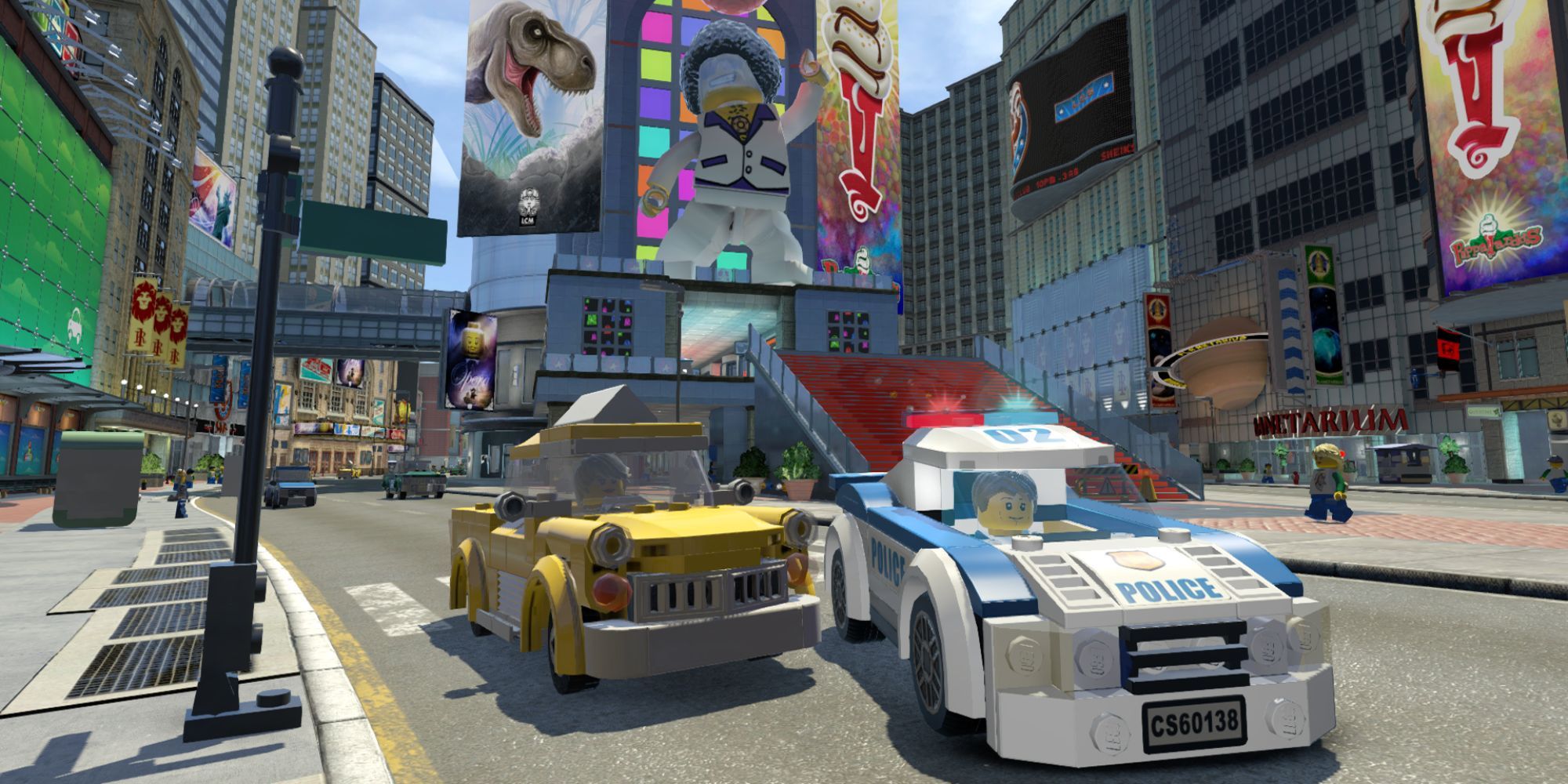 Chase drives through the city In Lego City Undercover.