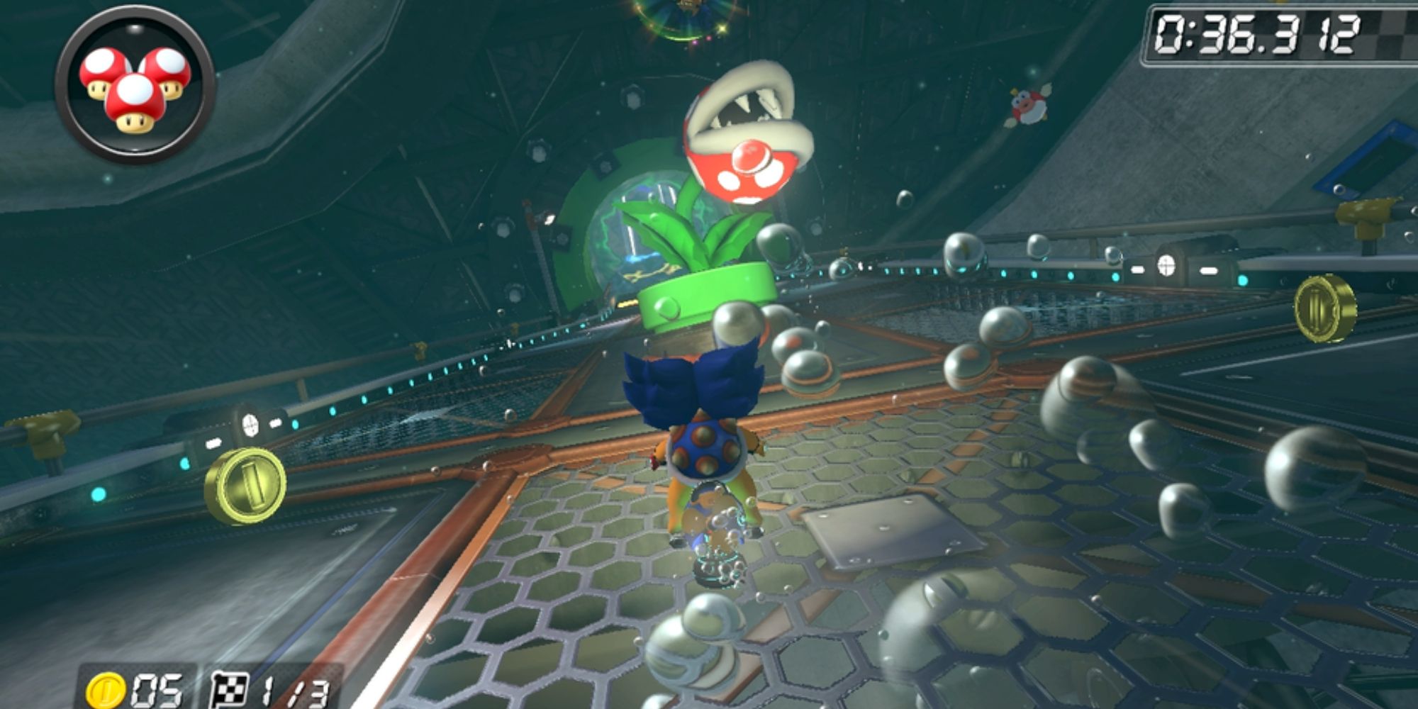 Ludwig facing a Piranha Plant racing in Piranha Plant Slide