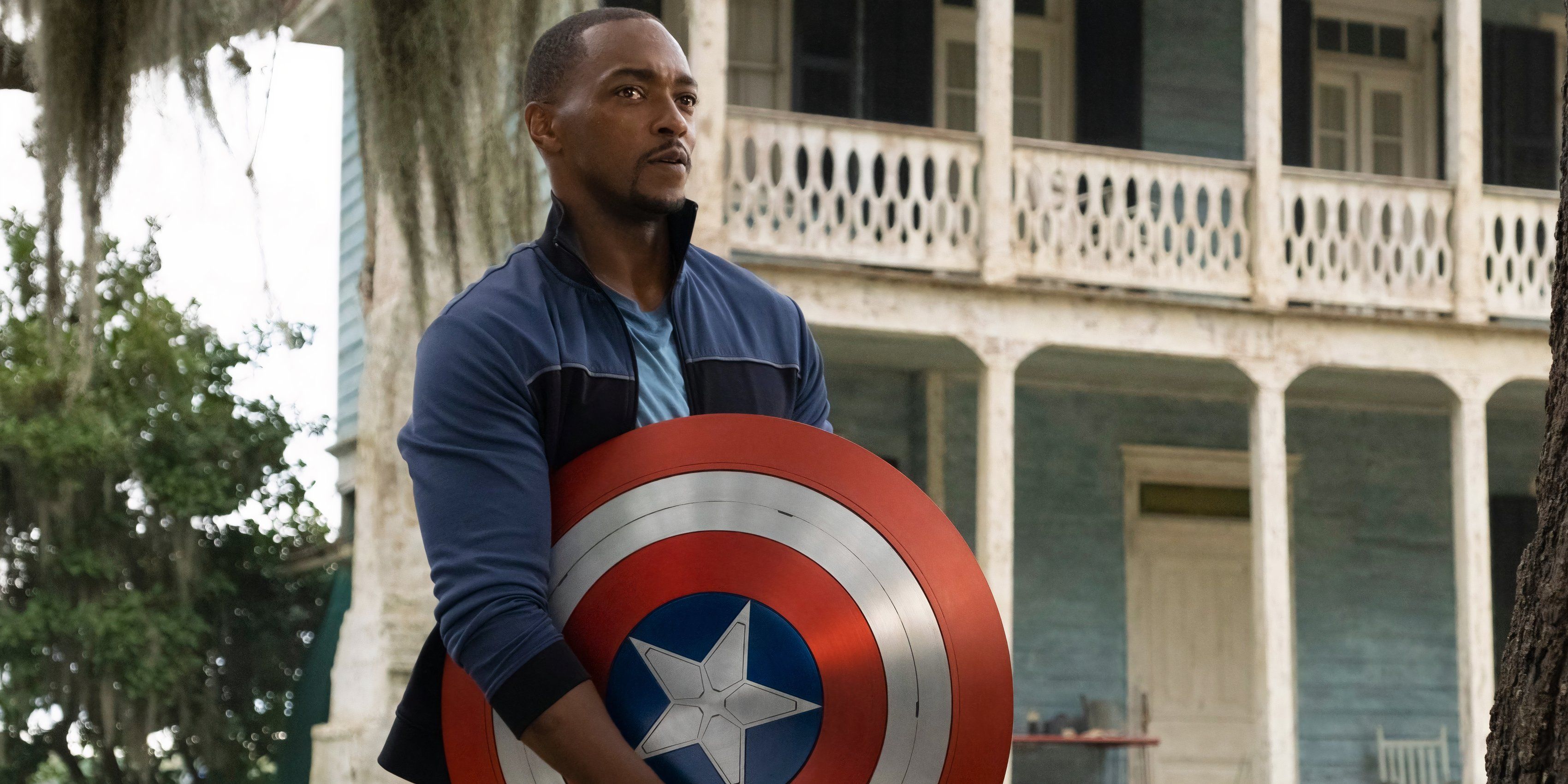 Sam Wilson holding the shield