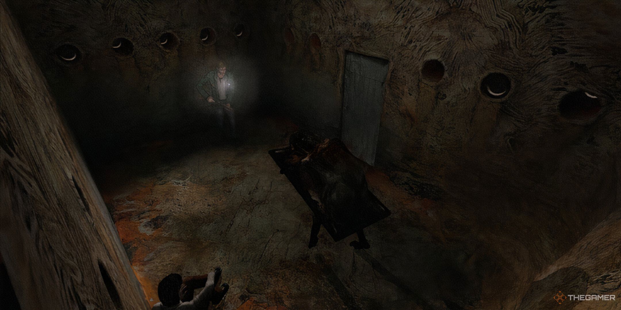 Fighting Abstract Daddy in Angela's Otherworld in Silent Hill 2.