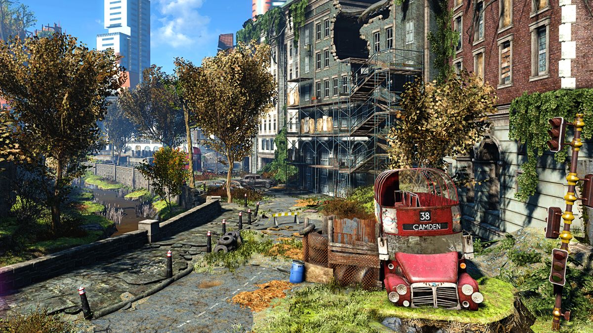 Fallout 4 mod Fallout London screenshot showing a ruinous post-apocalyptic Camden