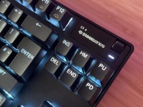 Close up on OLED display panel on SteelSeries Apex Pro TKL Gen 3