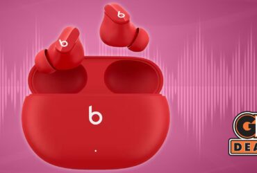 Red Beats Ear Buds On Sale For Valentine's Day