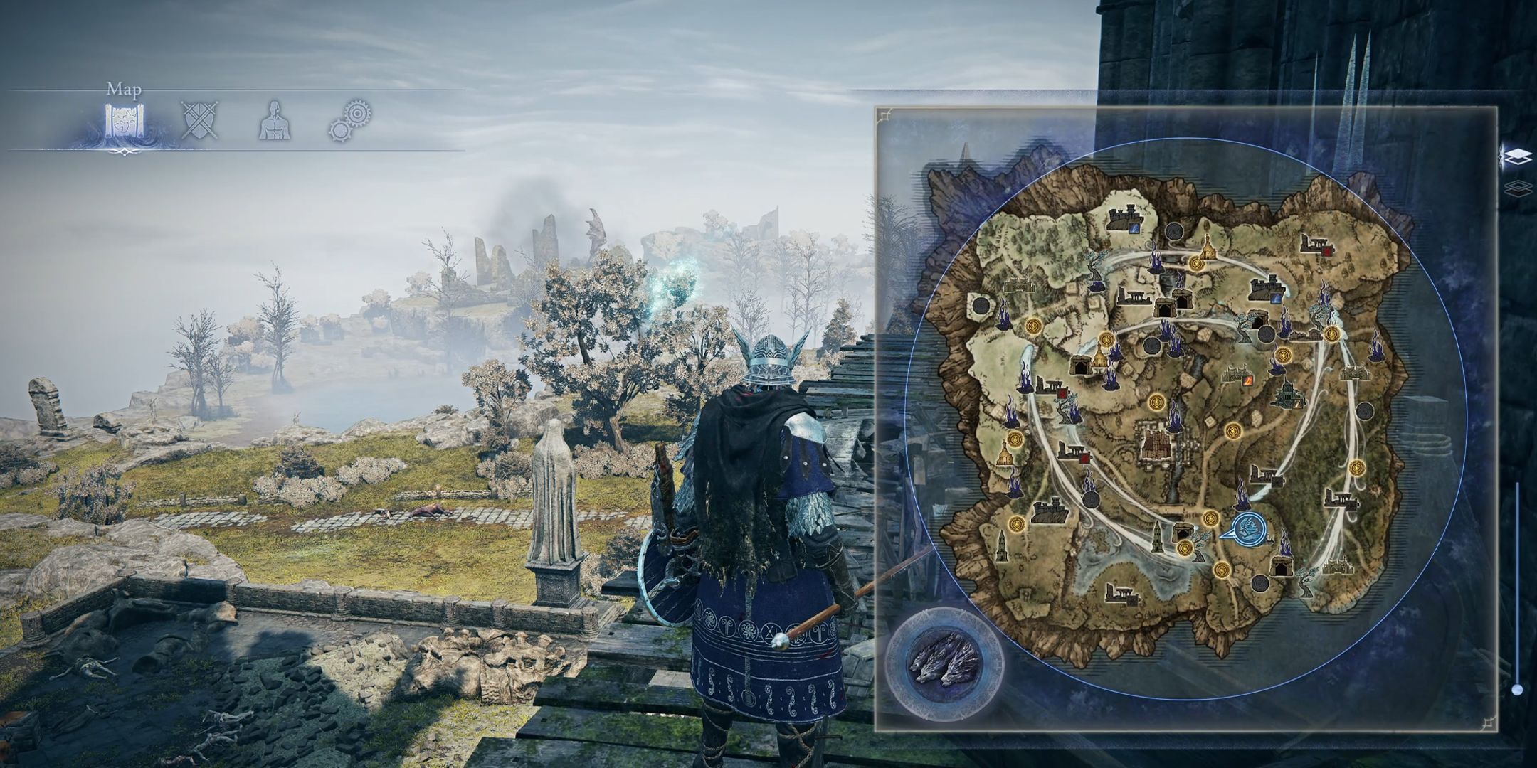 Elden Ring Nightreign player opening the map.