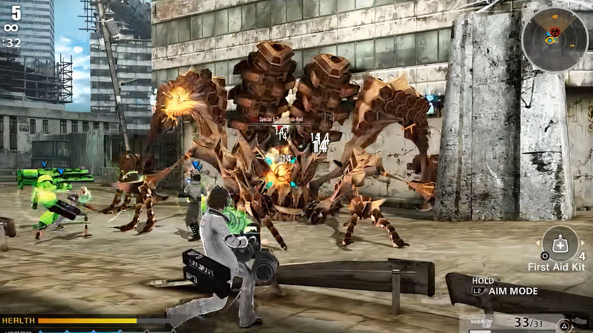 A depleted Health bar while fighting an enemy in Freedom Wars Remastered.