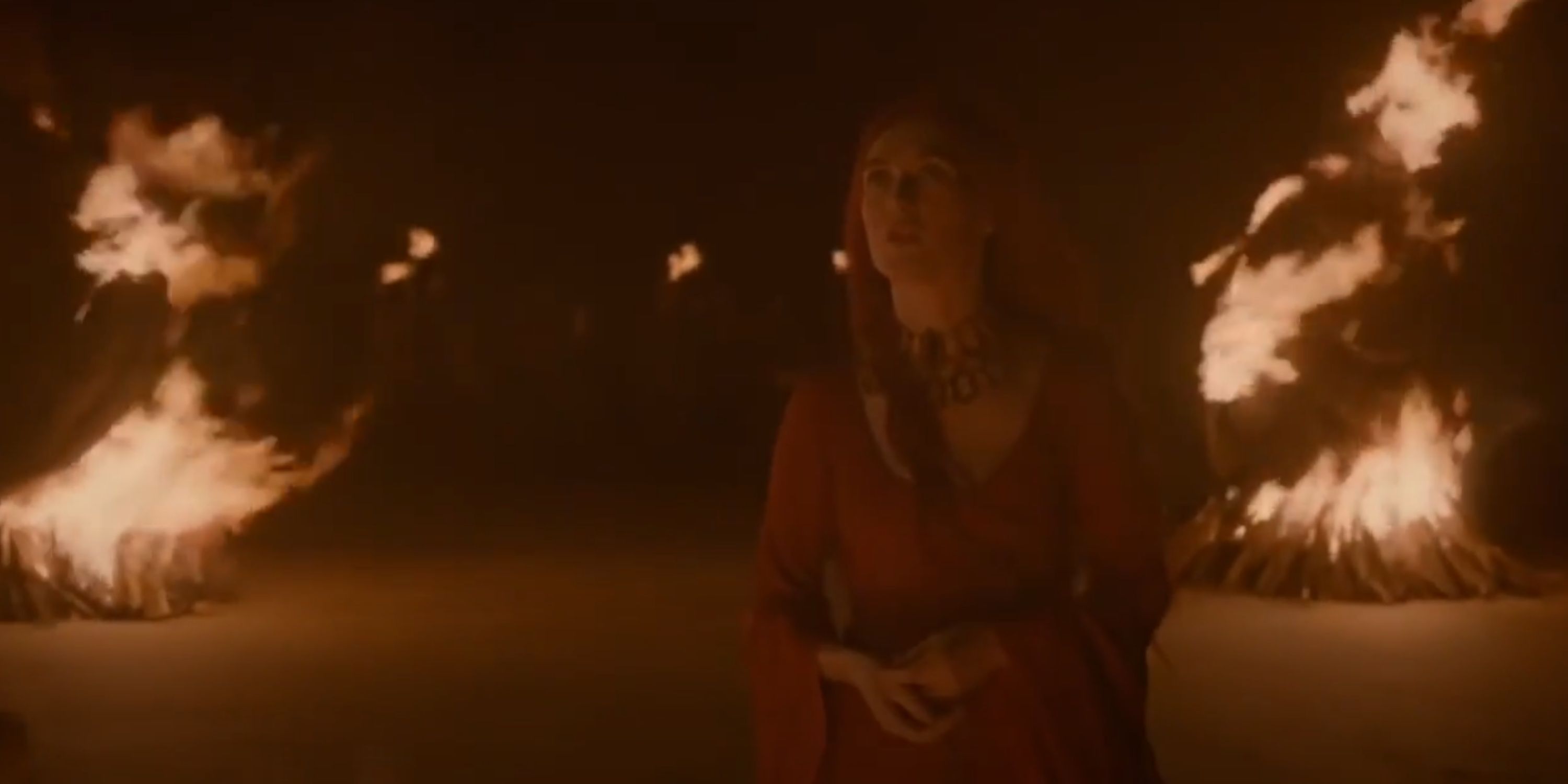 Melisandre burns sacrifices alive in the name of R'hllor.