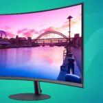 Samsung's Incredible Curved Gaming Monitor is Nearly $100 Off