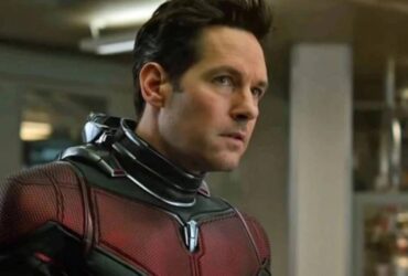 Scott in Ant-Man suit