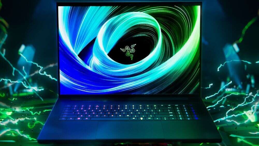 The New Razer Blade 18 Has A Unique Dual-Mode Display And RTX 50-Series GPU