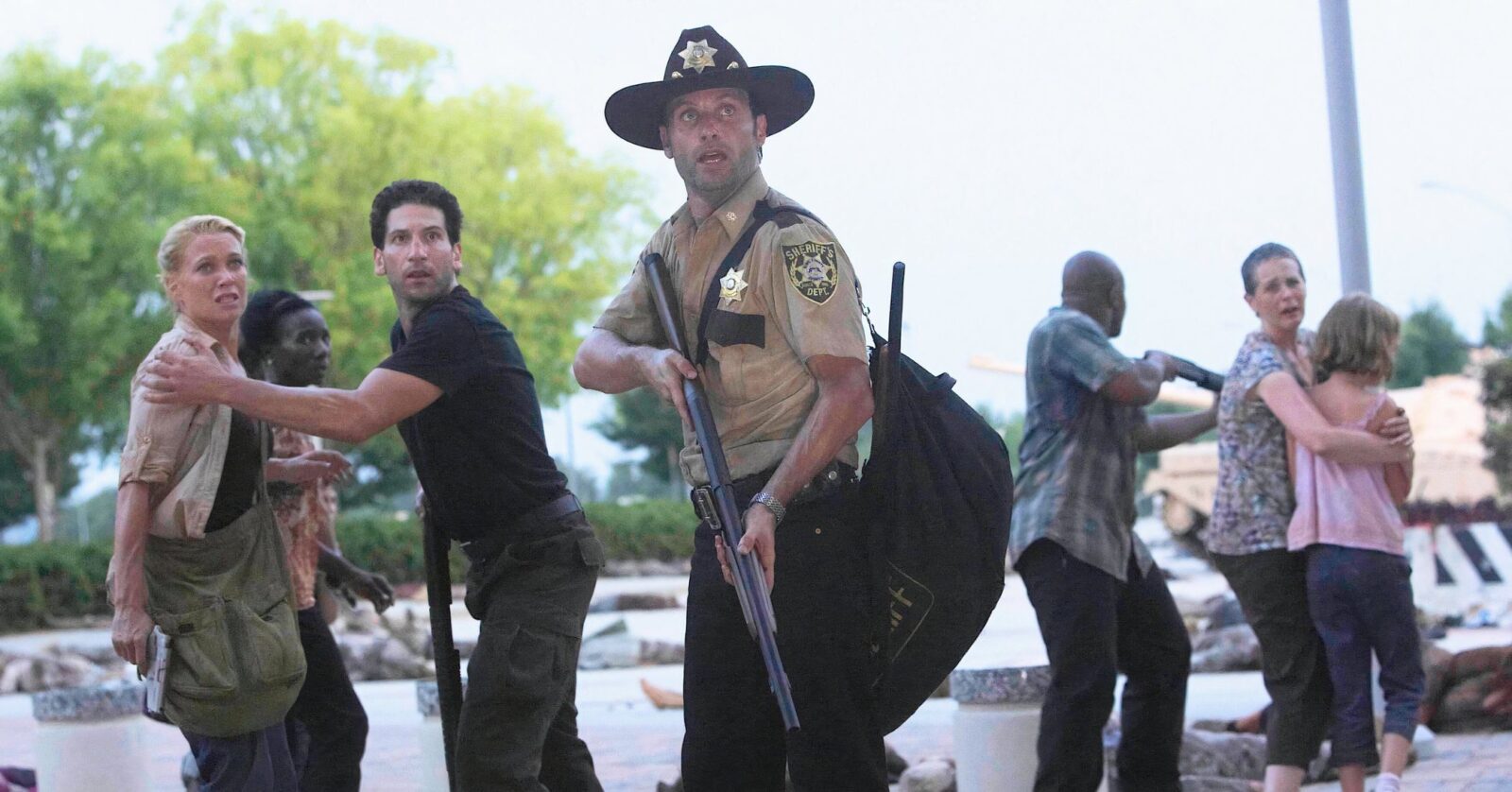 The Walking Dead Fan Thinks This Season 1 Location Made a Better Base Than CDC