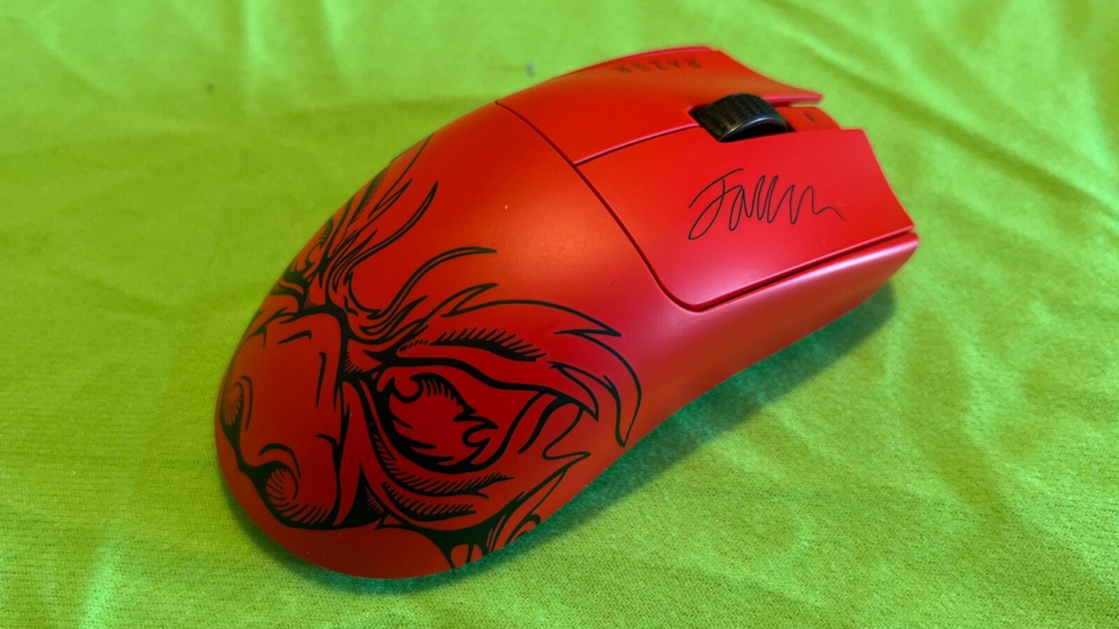 This stunning new Razer gaming mouse is perfect for League of Legends players