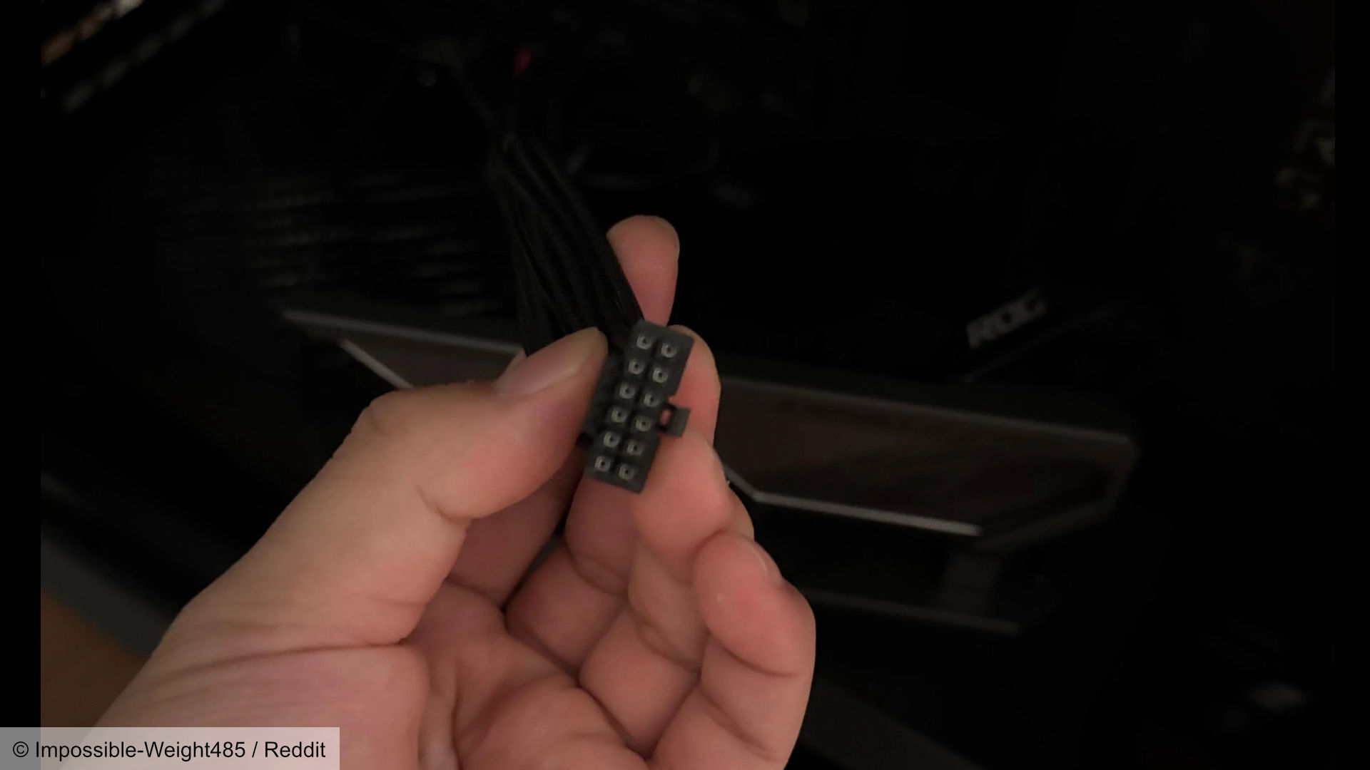 Undamaged power cable on a burned out Asus RTX 5090