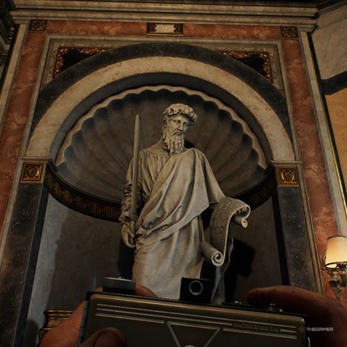 The player takes the photo of the Marble Statue in Indiana Jones And The Great Circle