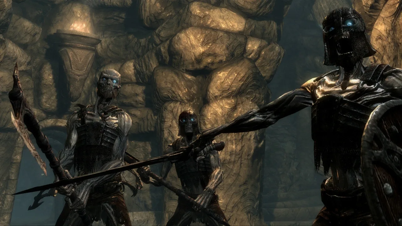 A trio of draugr prepare to attack inside a cave in Elder Scrolls 5: Skyrim