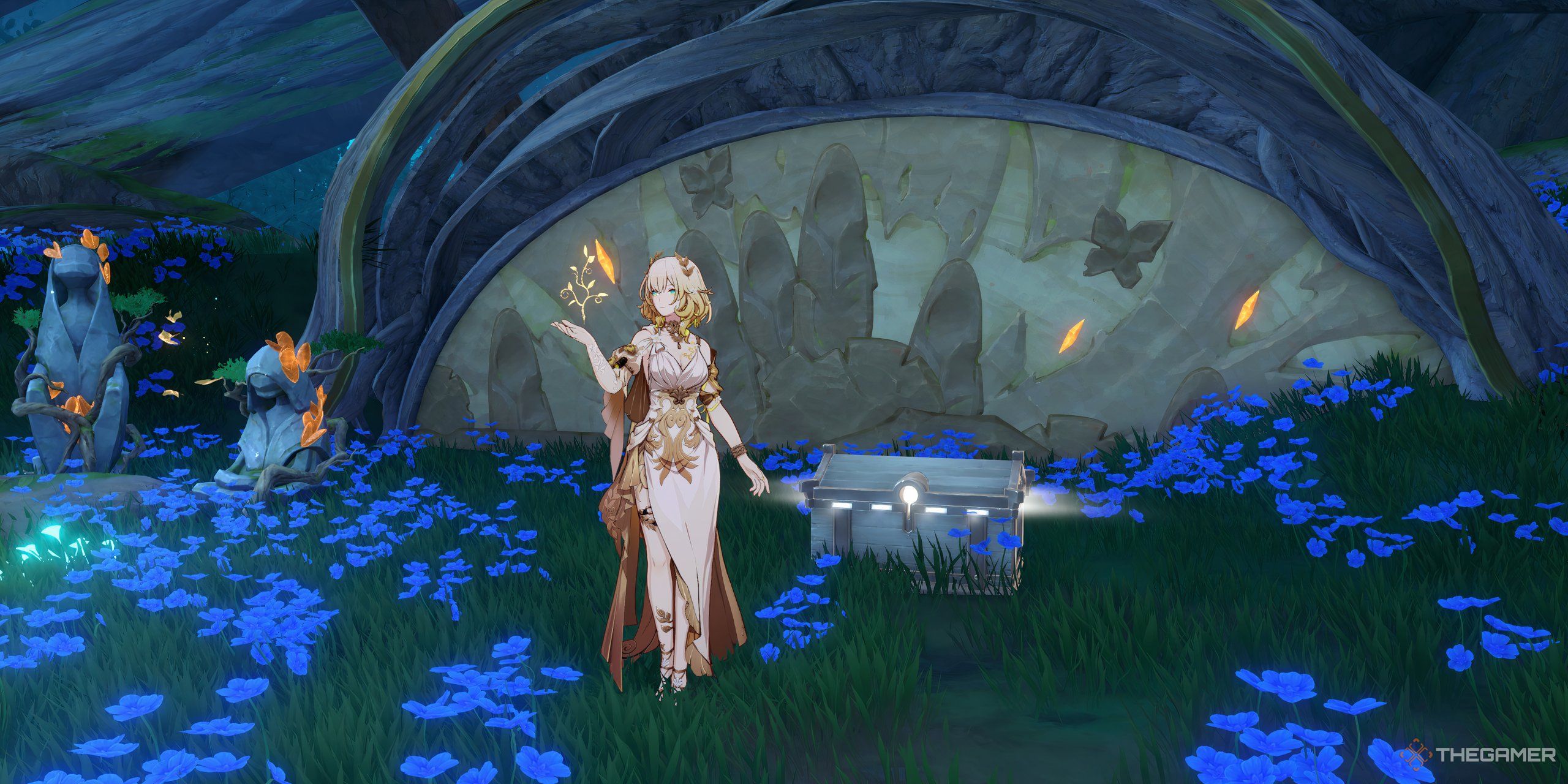 Aglaea standing next to a treasure chest in Honkai Star Rail.