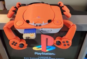 This Custom PlayStation Crab Console Looks Great And Is Painful To Play Games On