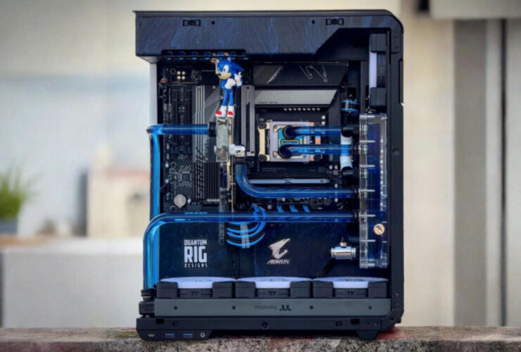 This Sonic the Hedgehog gaming PC build is a stunningly stylish success