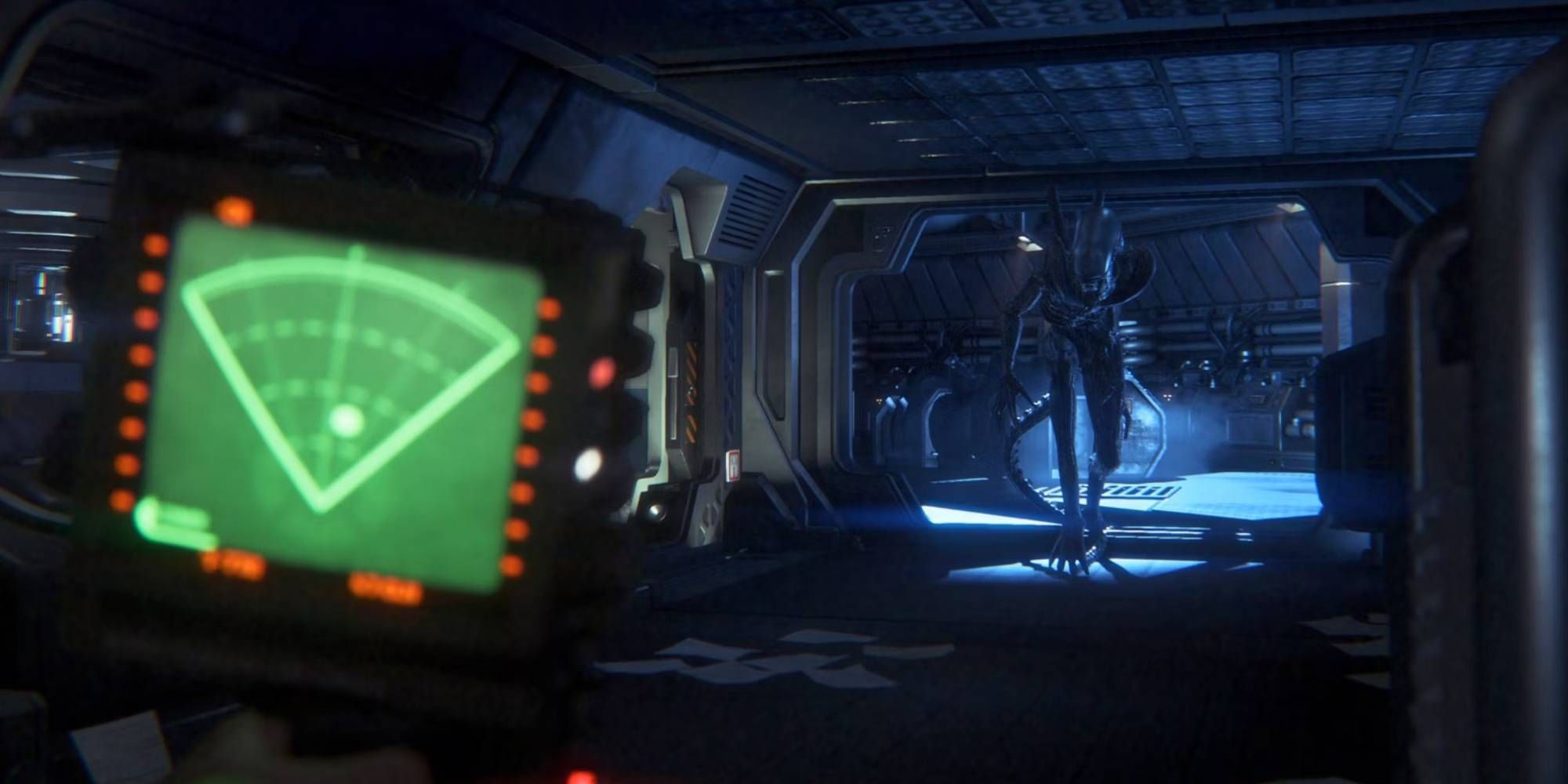 Amanda Using a Motion Tracker While the Xenomorph Approaches in Alien Isolation.
