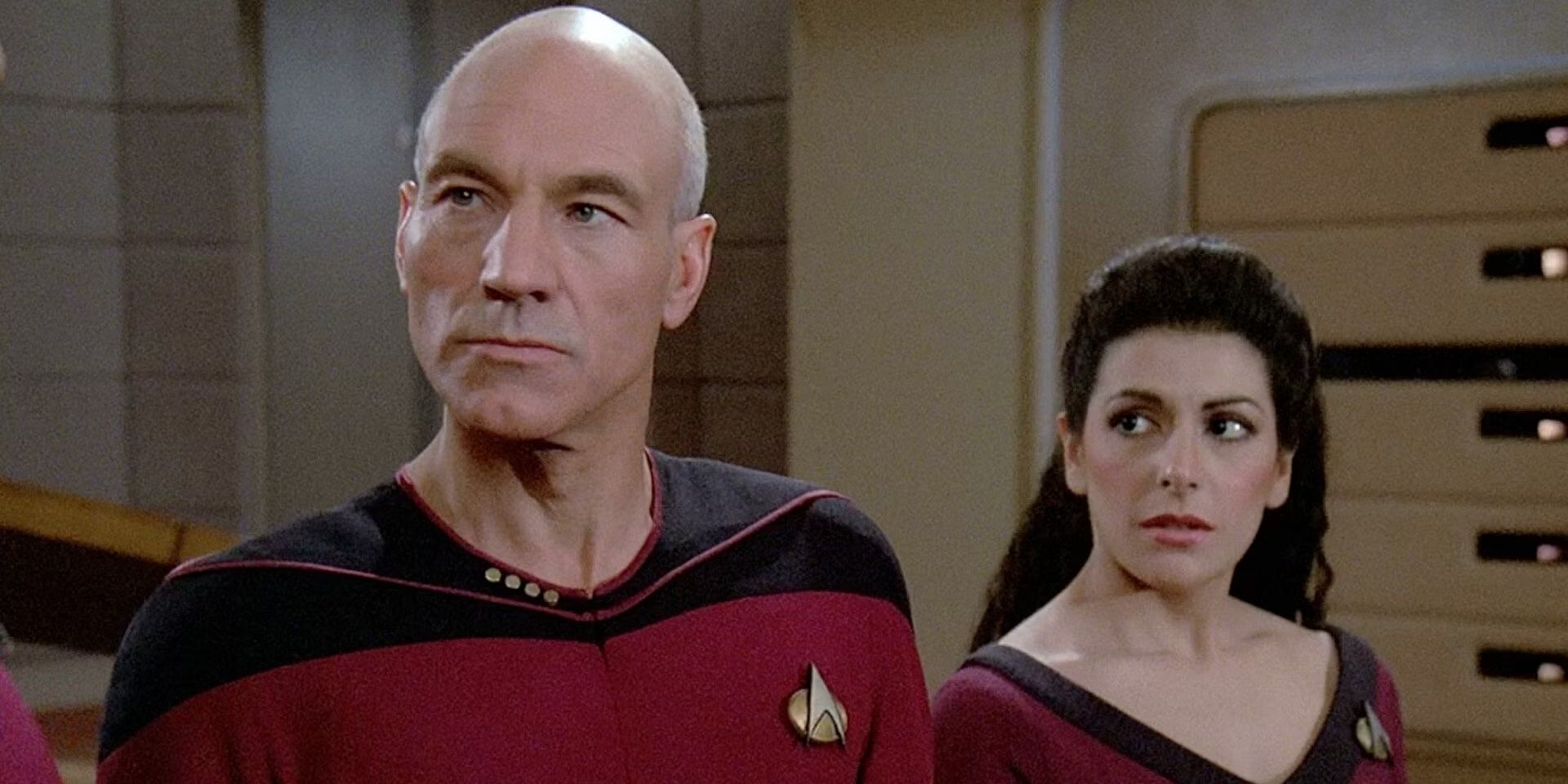 star-trek-the-next-generation-tng-captain-picard-deanna-troi