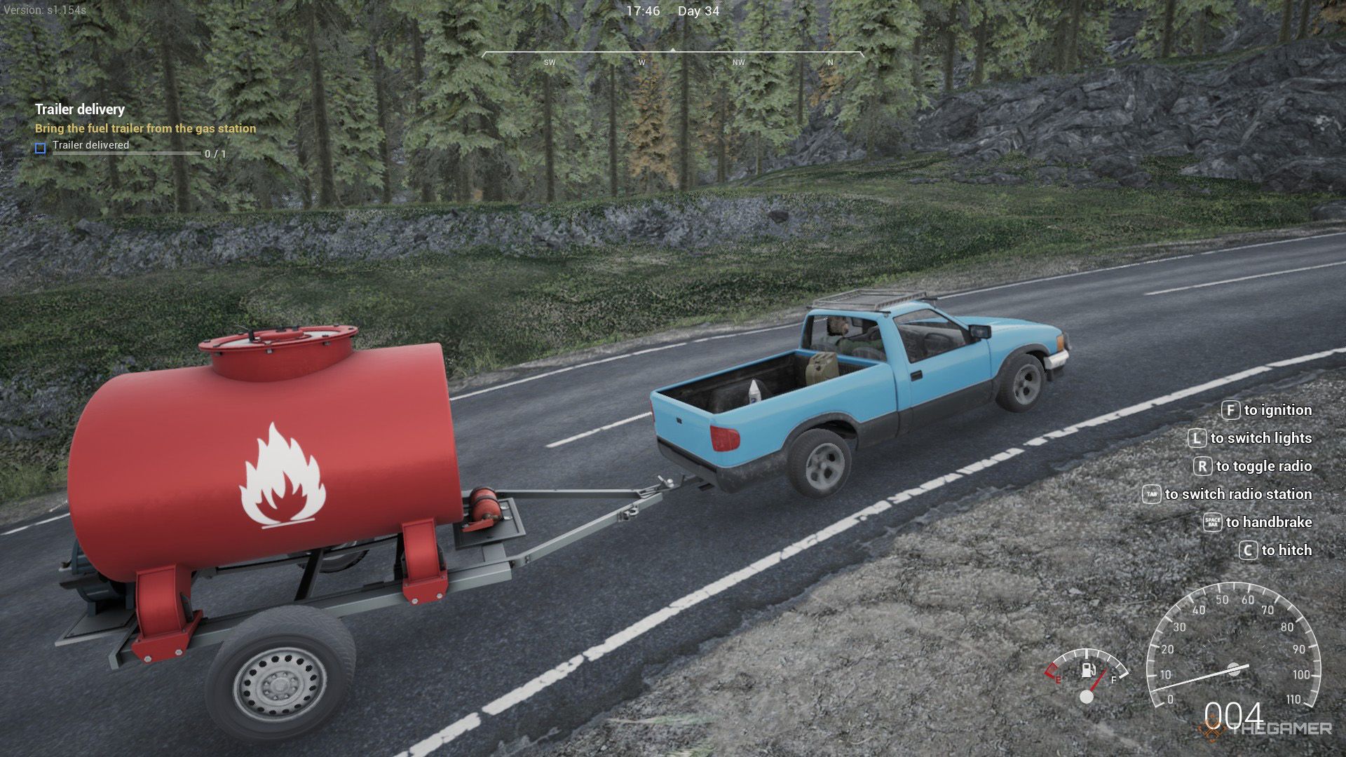 The player attachs a fuel tank to his vehicle in Ranch Simulator