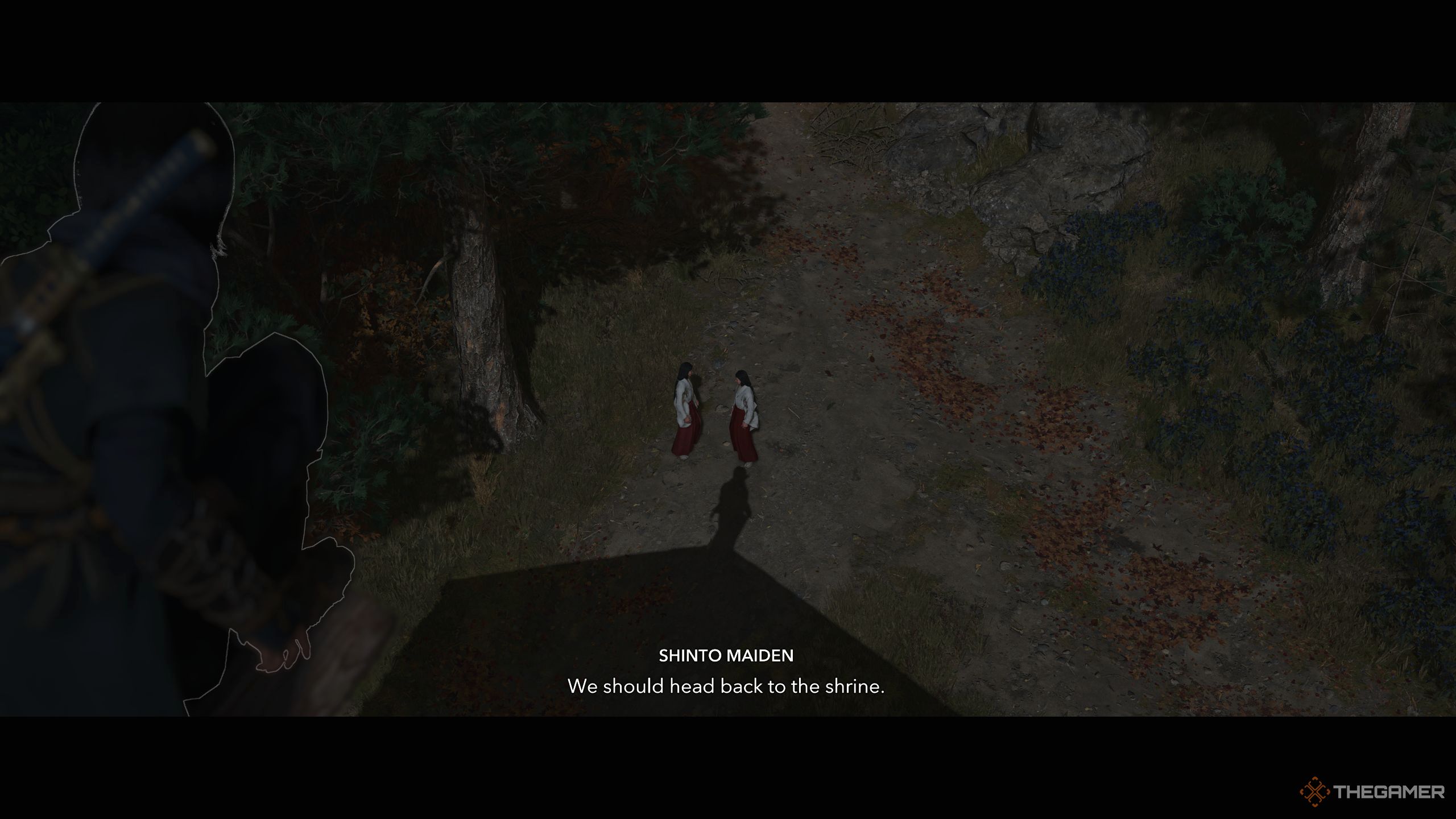 Naoe eavesdropping in AC Shadows.