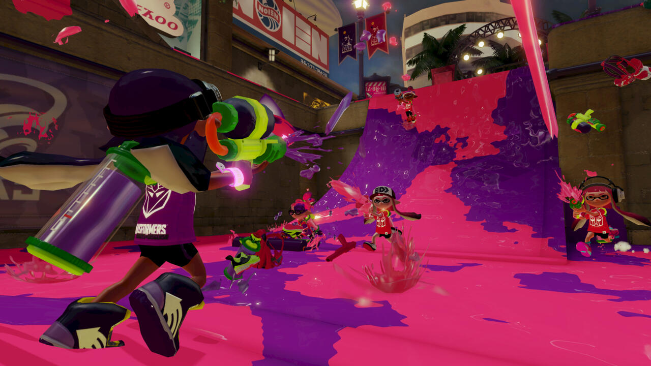 An ink-soaked battlefield in Splatoon