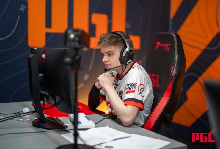 FaZe Clan benches EliGE for jcobbb ahead of BLAST Open Season 2